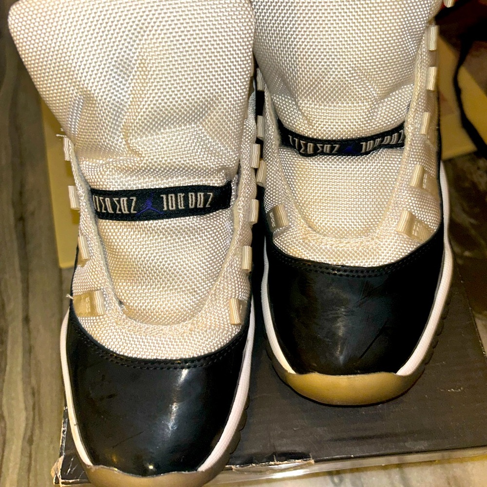 Nike air Jordan concord 11